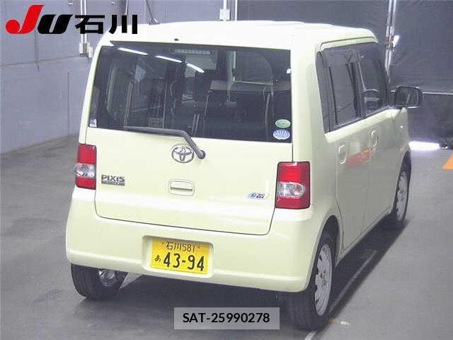 Toyota PIXIS SPACE 2013 8693448-1