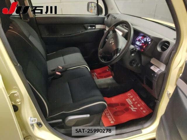 Toyota PIXIS SPACE 2013 8693448-3