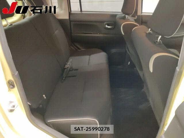 Toyota PIXIS SPACE 2013 8693448-7