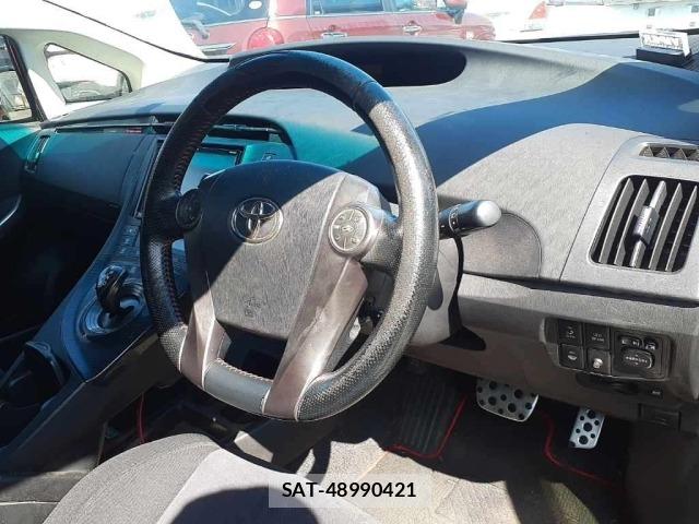 Toyota PRIUS 2012 8711977-9