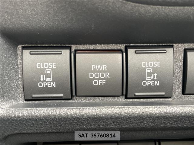 Toyota SIENTA 2024 8764131-19