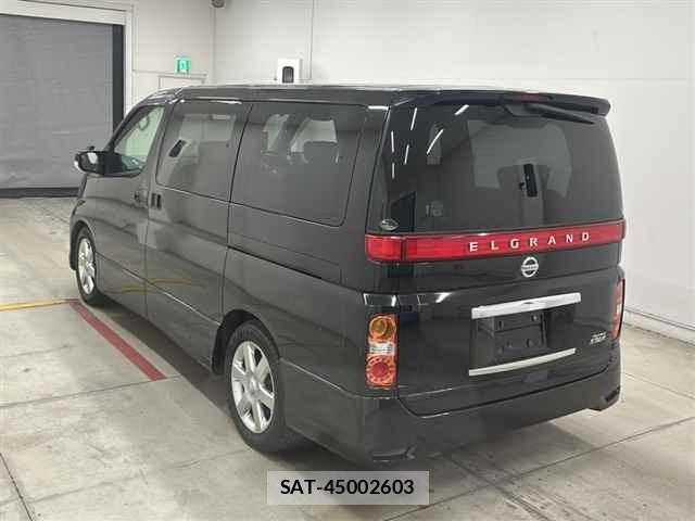 Nissan ELGRAND 2009 8709706-1