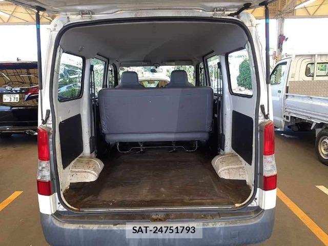 Toyota TOWNACE VAN 2013 8688032-10