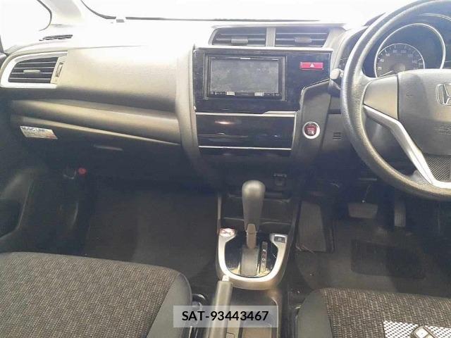 Honda FIT 2017 8703330-11