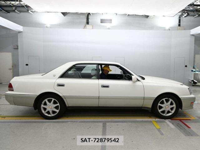 Toyota CROWN 1997 8937210-3