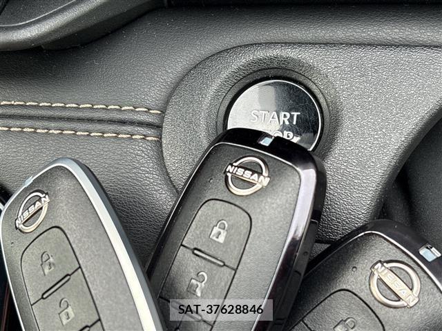 Nissan SERENA 2023 8717140-10