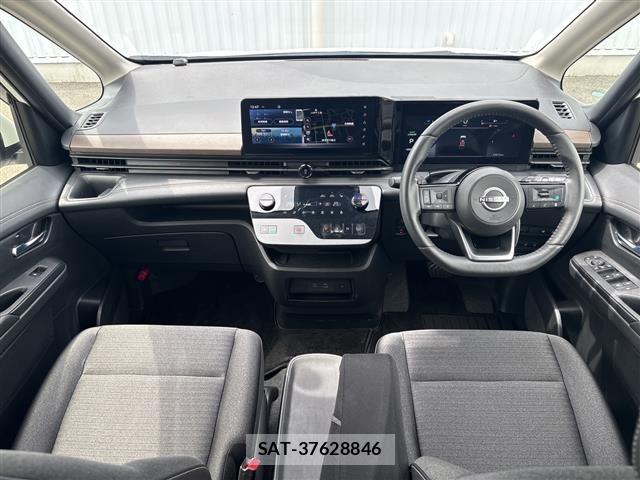 Nissan SERENA 2023 8717140-14