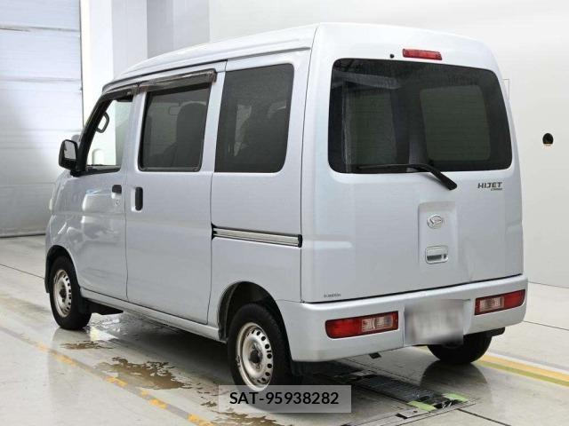 Daihatsu HIJET VAN 2016 8858412-6