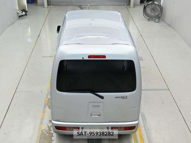 Daihatsu HIJET VAN 2016 8858412-8