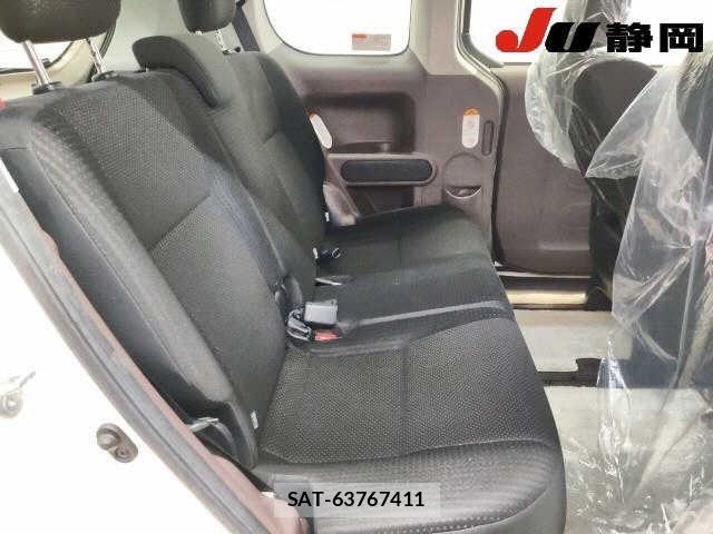 Toyota PORTE 2015 8679166-8