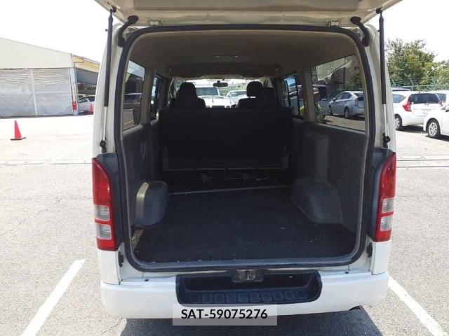 Toyota HIACE VAN 2010 8677761-12