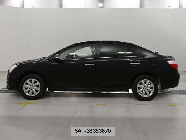 Toyota PREMIO 2010 8667891-4