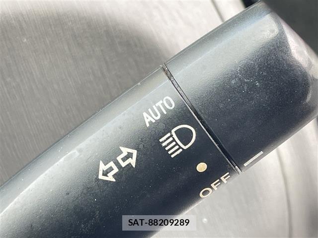 Toyota PRIUS 2013 8938709-22