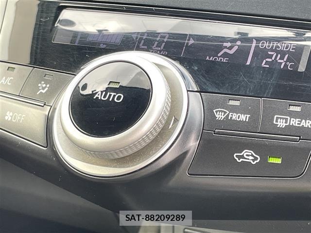 Toyota PRIUS 2013 8938709-8