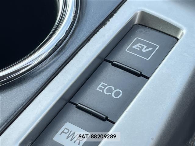 Toyota PRIUS 2013 8938709-9