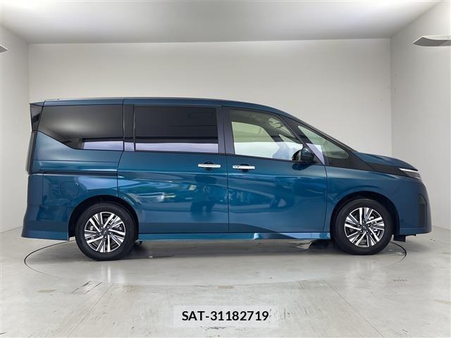 Nissan SERENA 2024 8672426-13