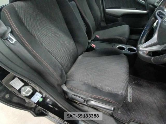 Honda STREAM 2011 8774769-10