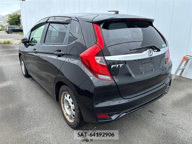 Honda FIT 2017 8862111-1