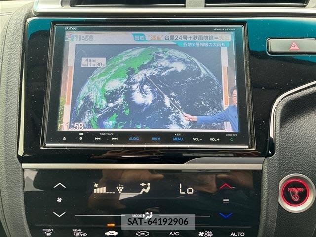 Honda FIT 2017 8862111-4