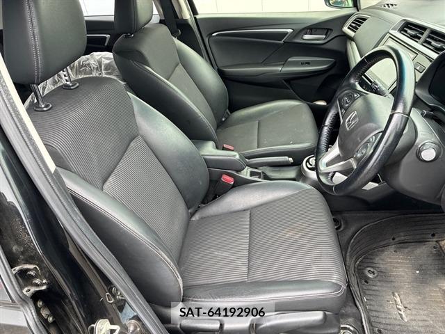 Honda FIT 2017 8862111-5