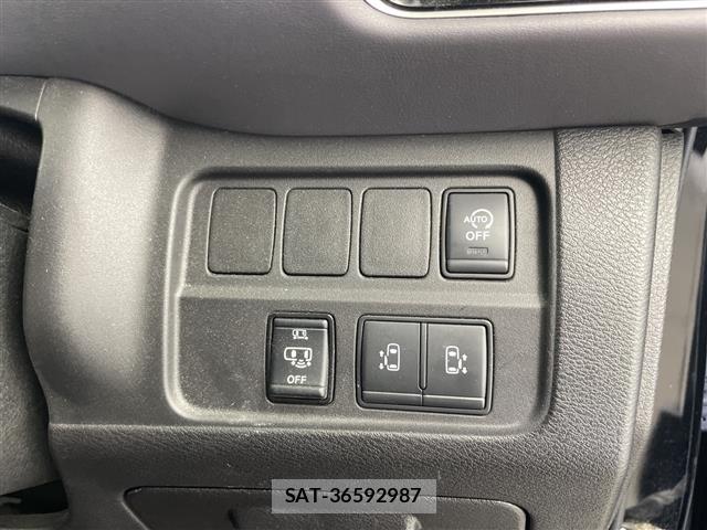 Nissan SERENA 2019 8717142-10