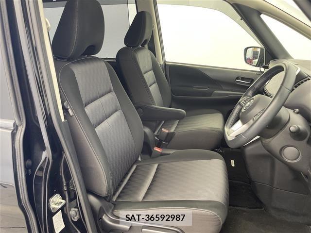 Nissan SERENA 2019 8717142-6