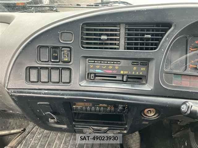 Isuzu FORWARD 2002 8864967-6