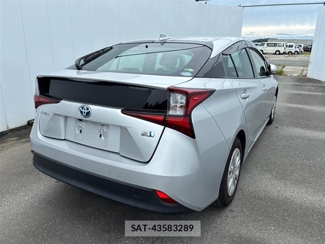 Toyota PRIUS 2019 8911068-8