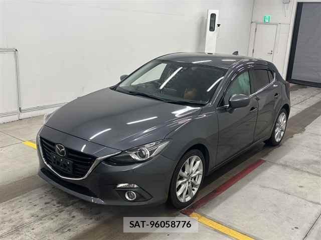 Mazda AXELA 2013 8911784-4