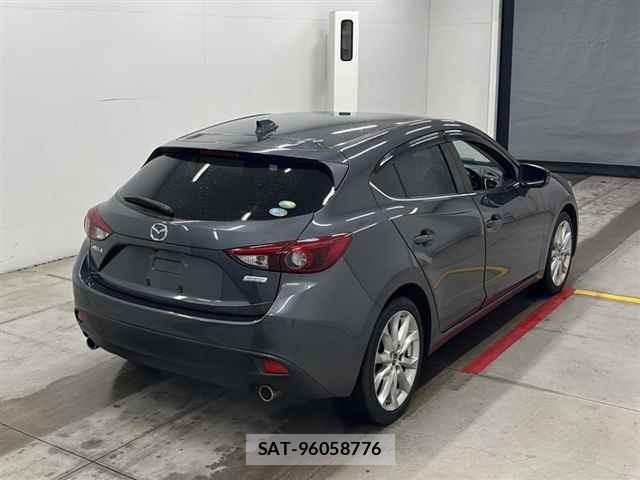 Mazda AXELA 2013 8911784-5