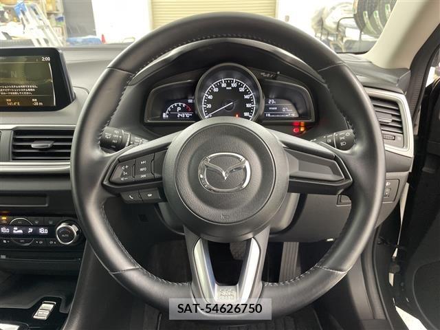 Mazda AXELA 2016 8678431-1