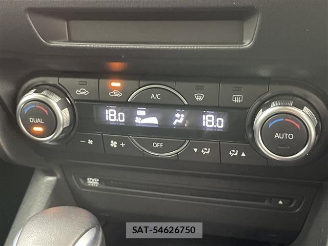 Mazda AXELA 2016 8678431-8