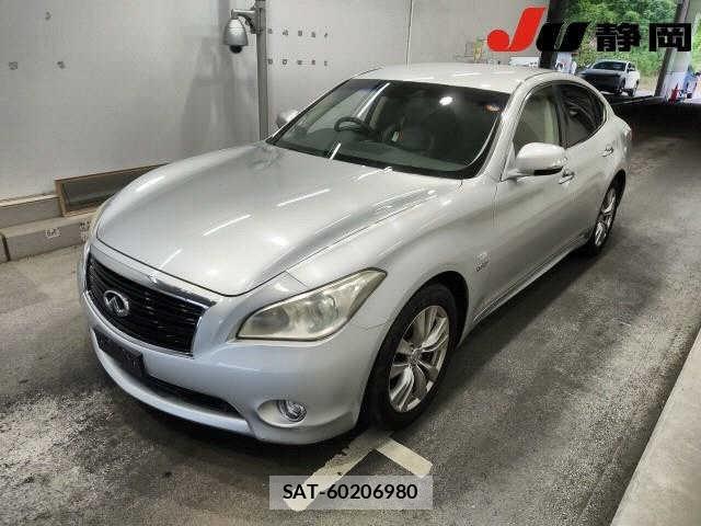 Nissan FUGA 2010 8909535-4
