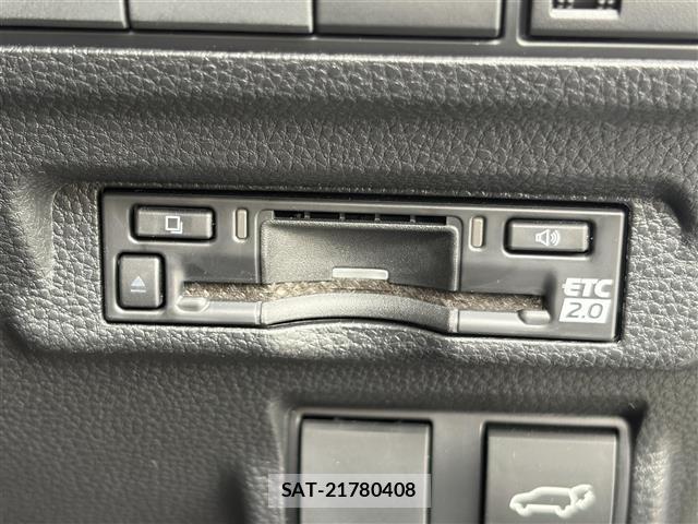 Toyota COROLLA CROSS 2025 8738045-10