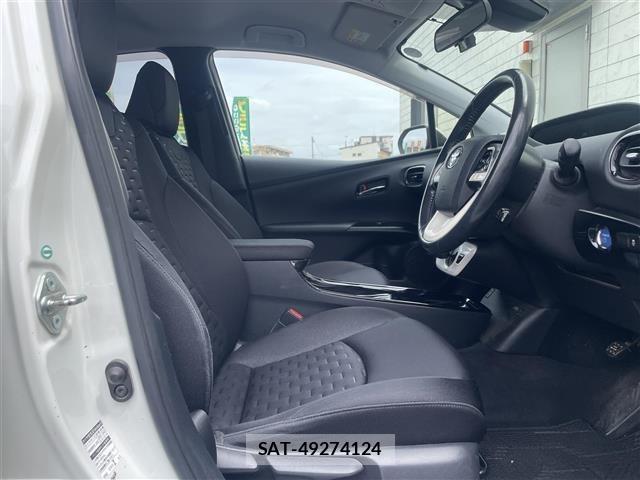Toyota PRIUS PHV 2017 8739401-2
