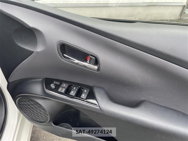 Toyota PRIUS PHV 2017 8739401-20