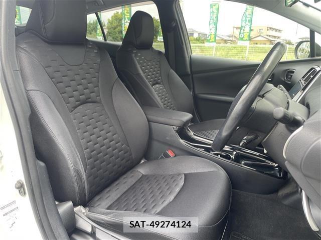 Toyota PRIUS PHV 2017 8739401-4