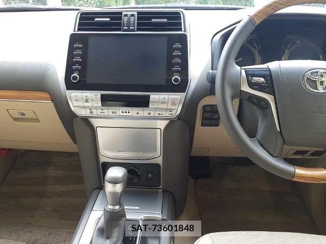 Toyota LAND CRUISER PRADO 2023 8774175-11