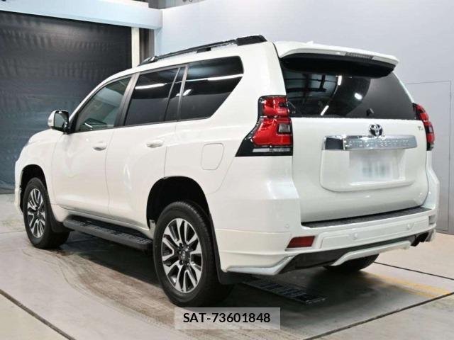 Toyota LAND CRUISER PRADO 2023 8774175-6