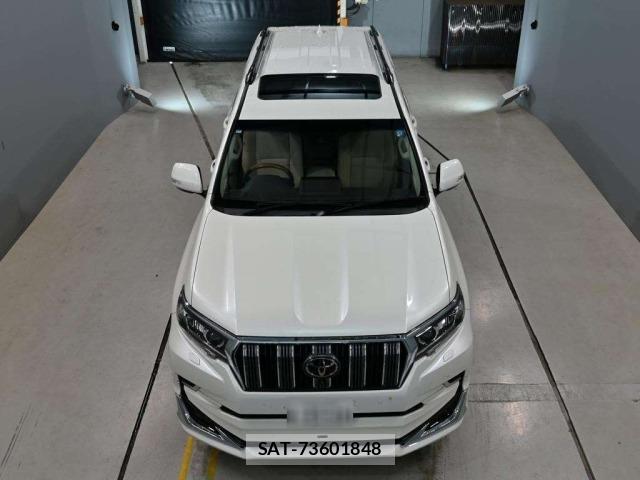 Toyota LAND CRUISER PRADO 2023 8774175-7