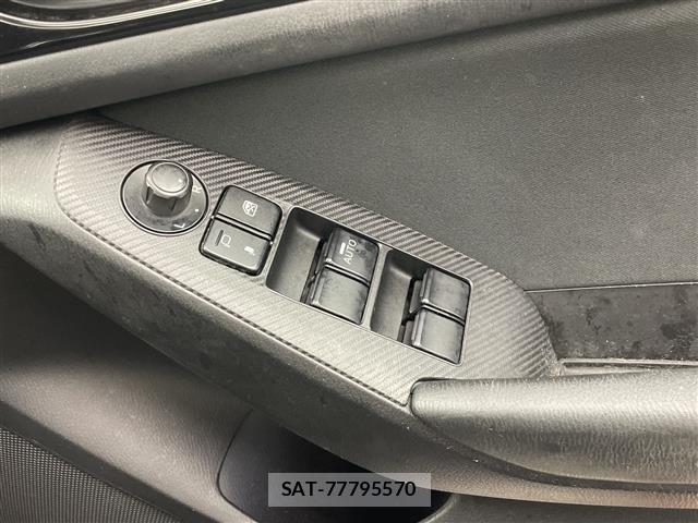 Mazda AXELA 2015 8719010-5
