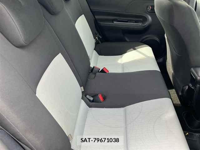 Toyota AQUA 2014 8949428-8
