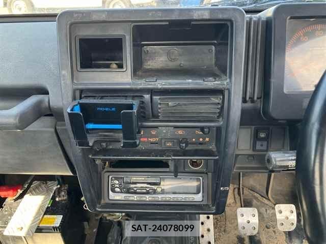 Suzuki JIMNY SIERRA 1994 8917650-6