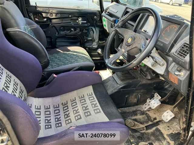 Suzuki JIMNY SIERRA 1994 8917650-7