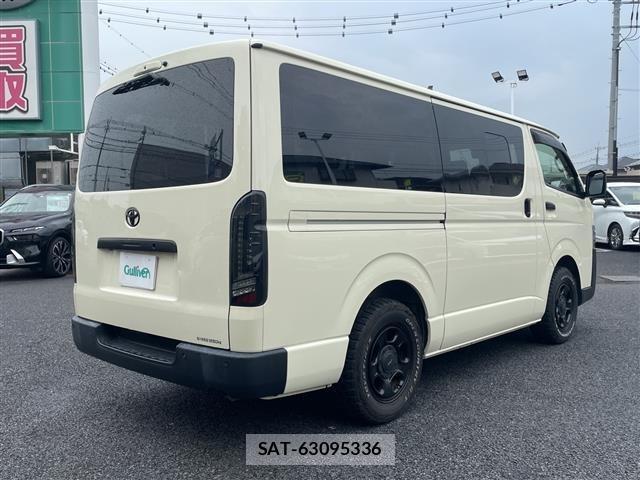 Toyota HIACE VAN 2022 8759728-19
