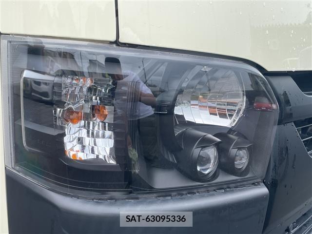 Toyota HIACE VAN 2022 8759728-3