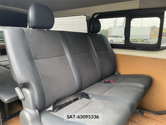 Toyota HIACE VAN 2022 8759728-6