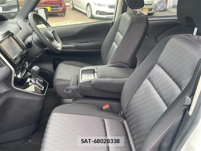 Nissan SERENA 2021 8748031-6