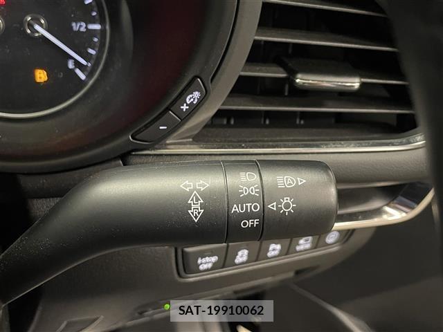 Mazda MAZDA3 2021 8732855-19