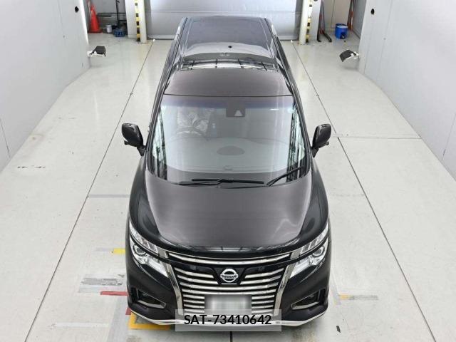 Nissan ELGRAND 2019 8908965-7